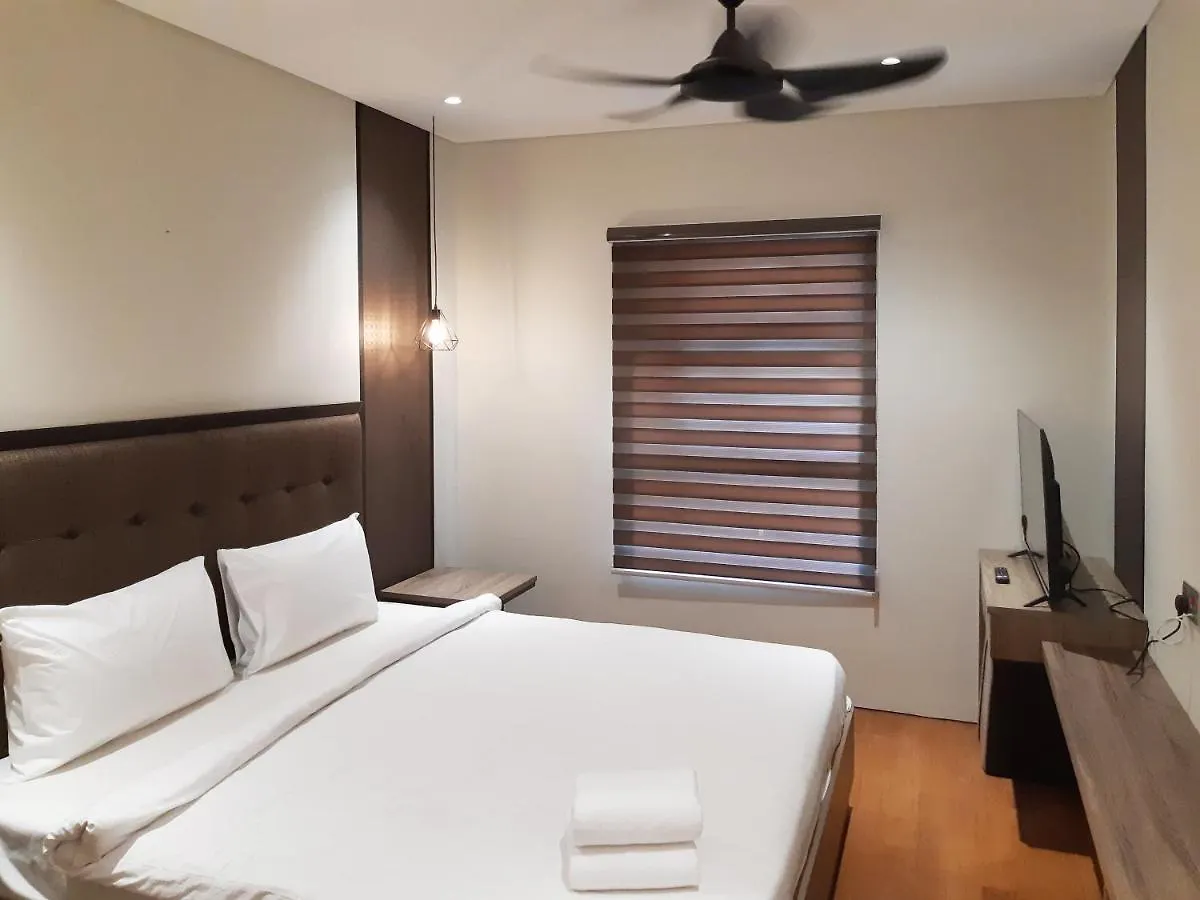 Level 50 Plus At Sky Suites Klcc 0*, Kuala Lumpur